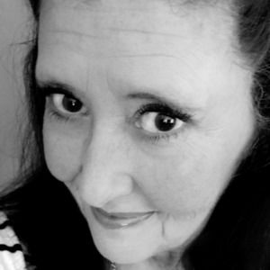 Meet your Posher, Pamela